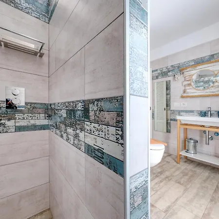 L Azdora La Concha Luxury House-shared Pool * Playa Honda (Lanzarote)