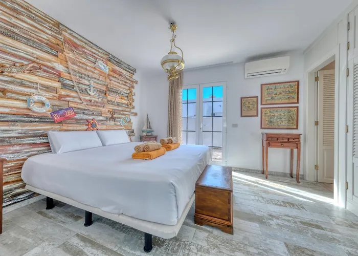 Casa vacanze L Azdora La Concha Luxury House-shared Pool